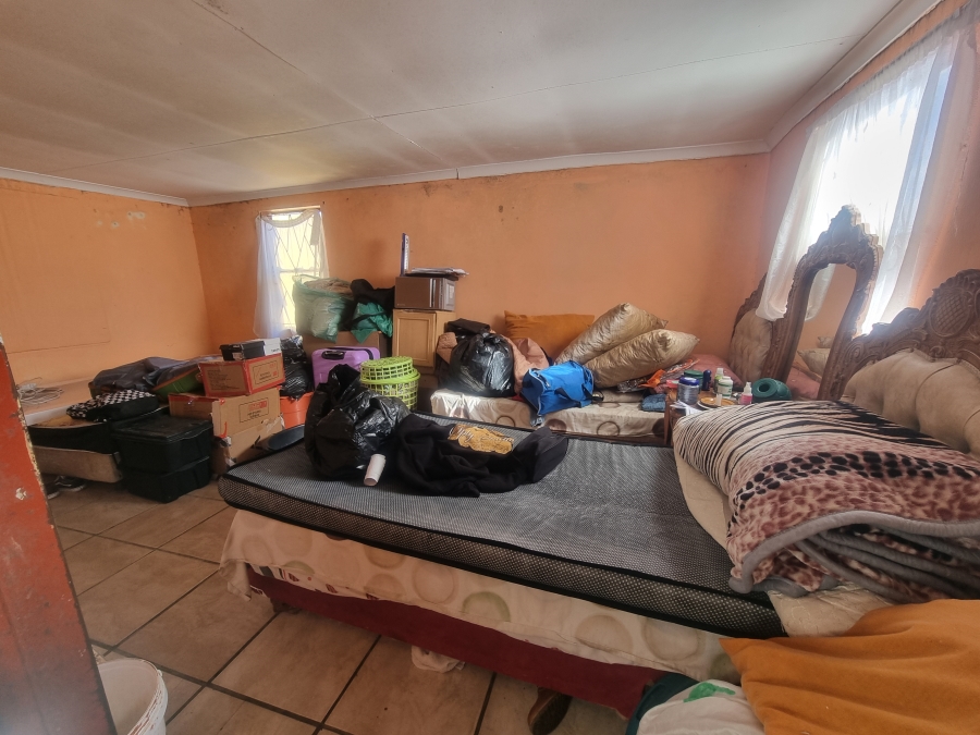 4 Bedroom Property for Sale in Kwanonqaba Western Cape